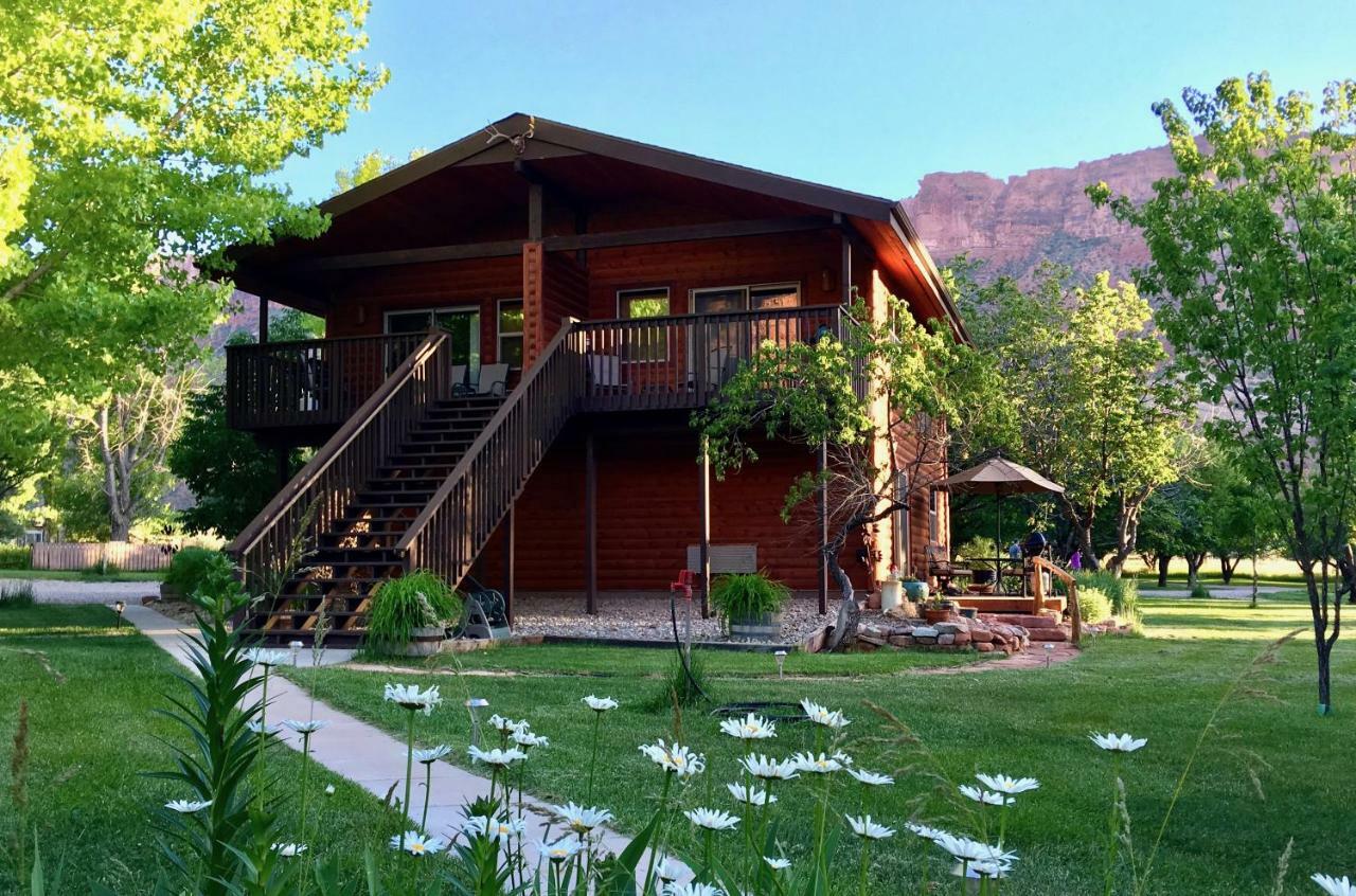 Castle Valley Inn Moab Exterior photo